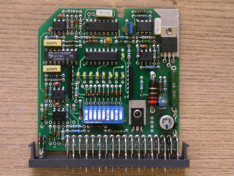 Płytka drukowana przetwornika impulsów